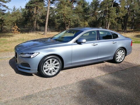Volvo S90 D3 Momentum+