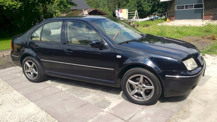 Volkswagen Bora 2.0 Comfortline (2003)
