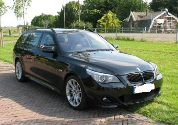 BMW 530i Touring High Executive