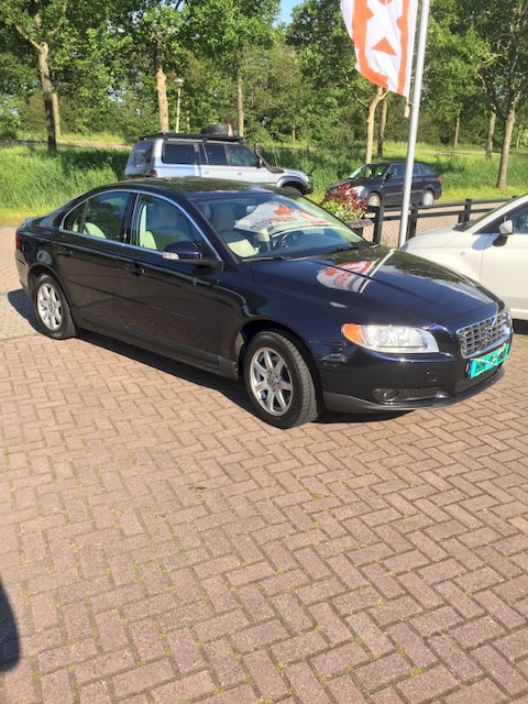 Volvo S80 2.0