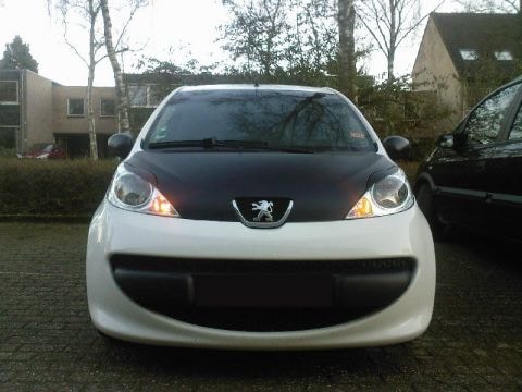 Peugeot 107 XS 1.0 (2008)