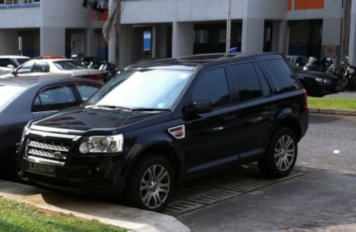 Land Rover Freelander 3.2 i6 HSE (2009)