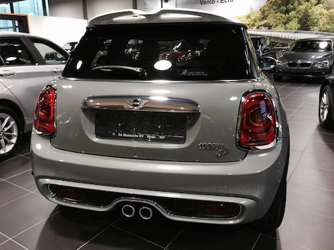 Mini Cooper SD (2015)