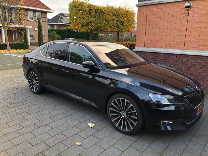 Skoda Superb 2.0 TDI 150pk Greentech Style Business (2018)
