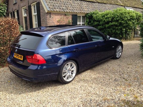 BMW 320d Touring Luxury Line