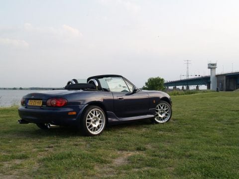 Mazda MX-5 1.8 S-VT Sportive (2001)