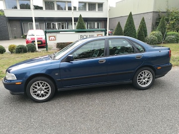 Volvo S40 1.8 Europa (1997)