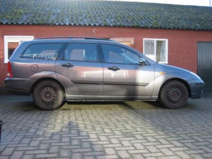 Ford Focus Wagon 1.8 TDCi 115pk Futura (2005)