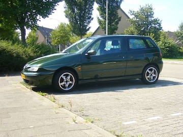 Alfa Romeo 145 1.4 Twin Spark 16V (2000)