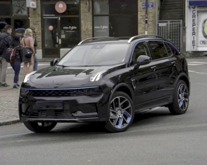 Lynk & Co 01 (2024)