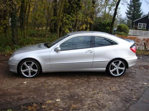 Mercedes-Benz C 180 Kompressor Sports Coupé (2002)