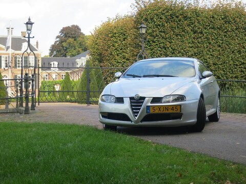 Alfa Romeo GT 1.9 JTDm 16V Distinctive