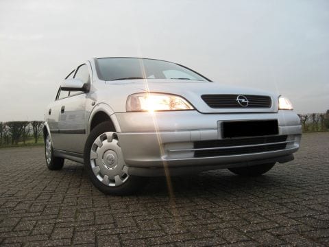 Opel Astra 1.6i Edition (2002)