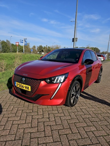 Peugeot e-208 GT EV 50kWh 136 (2020)