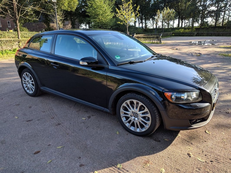 Volvo C30 T5 Summum (2007)