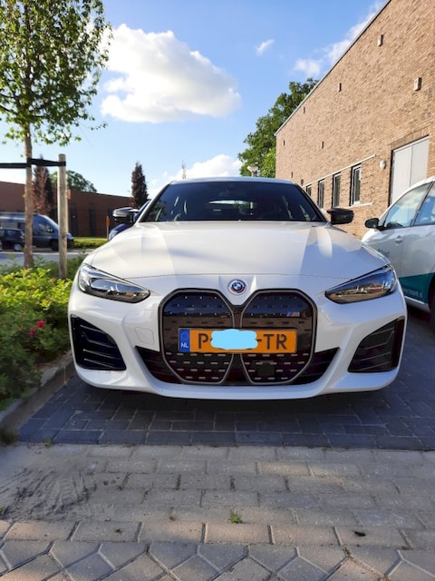 BMW i4 M50