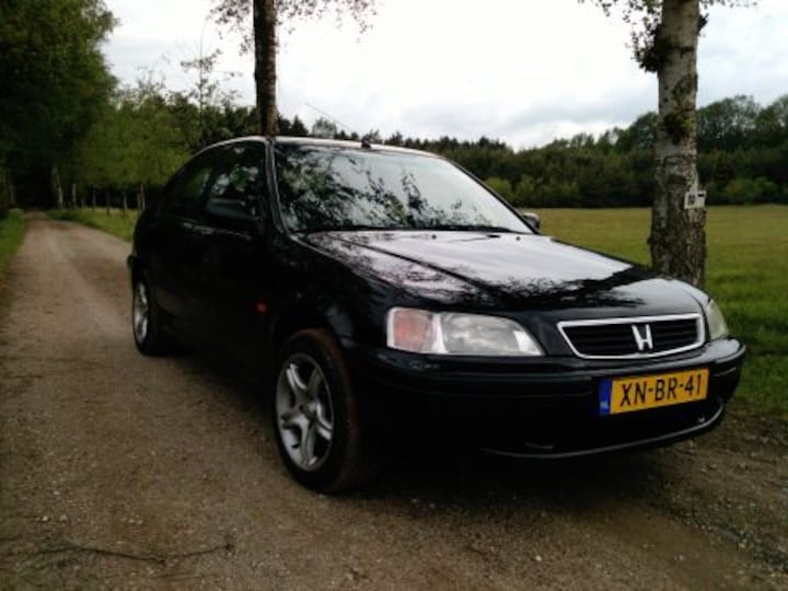 Honda Civic 1.5i VTEC-E (1999)