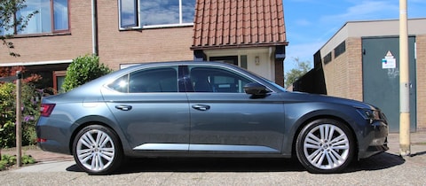 Skoda Superb 2.0 TDI 150pk Greentech Style Business