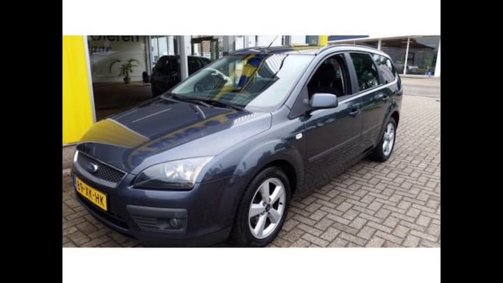 Ford Focus Wagon 1.6 16V Trend (2007)