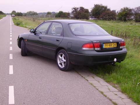 Mazda 626 1.8i LX (1996)