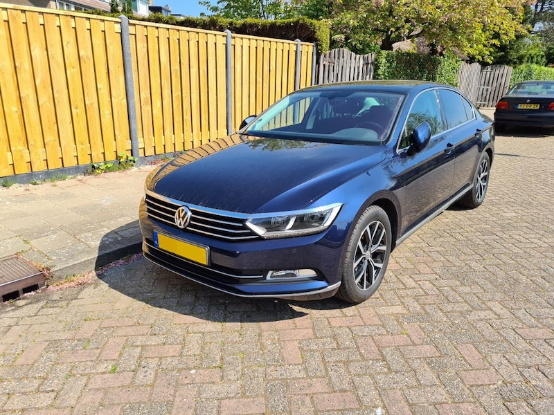 Volkswagen Passat 2.0 TDI 150pk Connected Series Plus (2017)