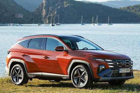 Hyundai Tucson 1.6 T-GDI PHEV 4WD Premium