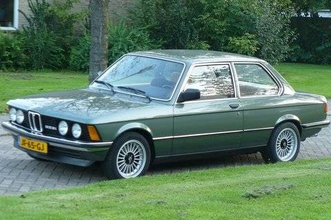 BMW 323i E21 (1982)
