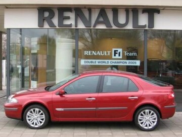 Renault Laguna 1.9 dCi 110 Tech Line (2006)