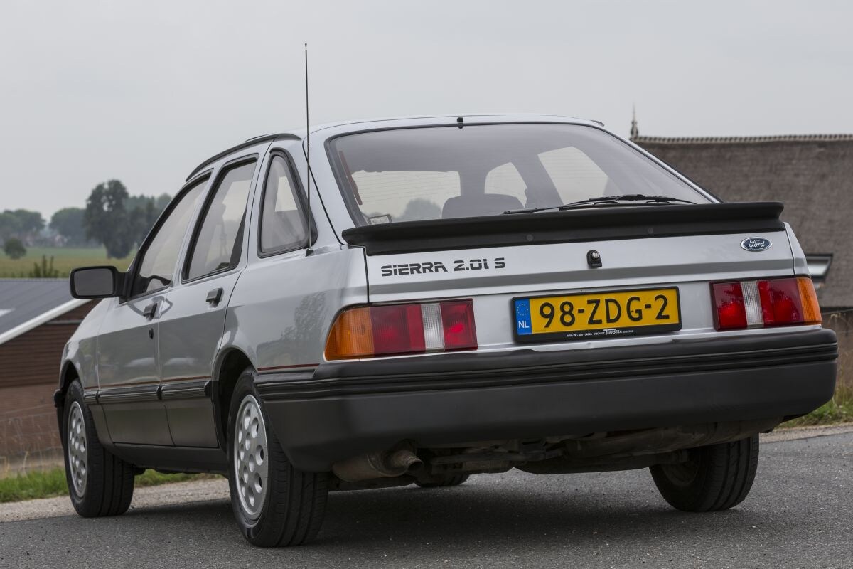 Ford Sierra 2 0i S 1986 De Vlotste gewone Sierra Is Ook Leuk Ford Sierra 2 0i S 1986 De Vlotste gewone Sierra Is Ook Leuk