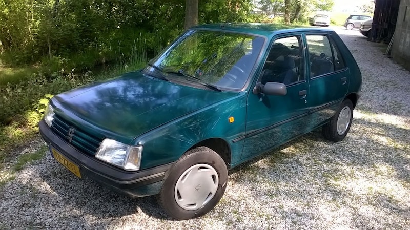 Peugeot 205 Génération 1.4i (1998)