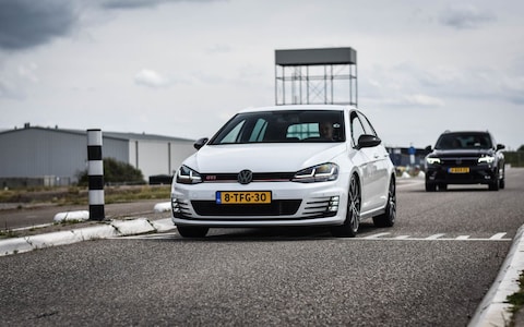 Volkswagen Golf 2.0 TSI GTI