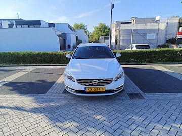 Volvo V60 D5 AWD Twin Engine Summum (2016)