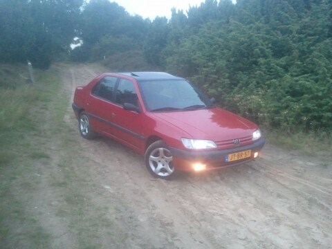 Peugeot 306 ST 2.0i