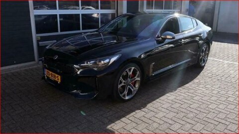 Kia Stinger 3.3 Twin-Turbo V6 AWD GT