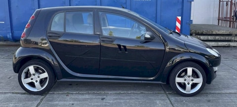 Smart forfour 1.1 blackbasic