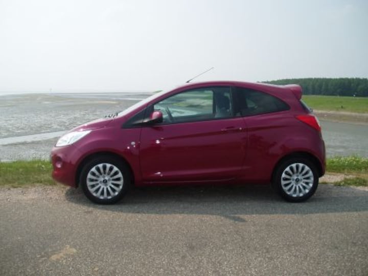 Ford Ka 1.2 Titanium (2009)