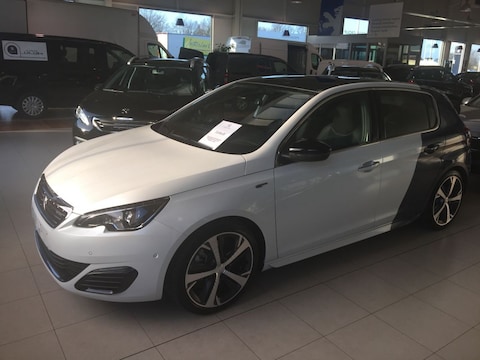Peugeot 308 GT 2.0 BlueHDi 180 (2015)