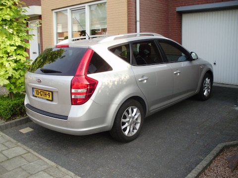 Kia Ceed Sporty Wagon 1.4 CVVT X-ecutive