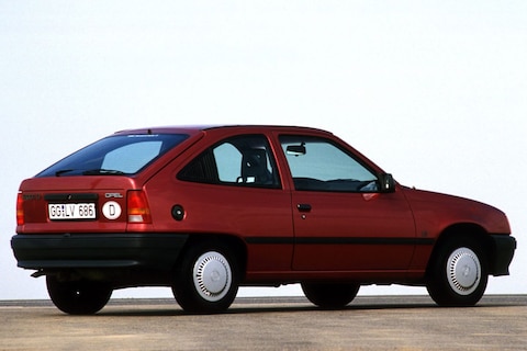 Opel Kadett 1.3 N LS (1987)