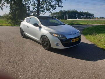 Renault Mégane Coupé TCe 180 Dynamique (2009)