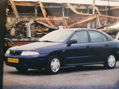 Mitsubishi Carisma 1.6 GLXi