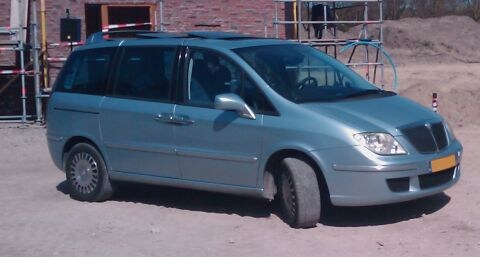 Lancia Phedra 2.2 JTD 16v Emblema (2004)