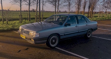 Audi 100 2.2 (1986)