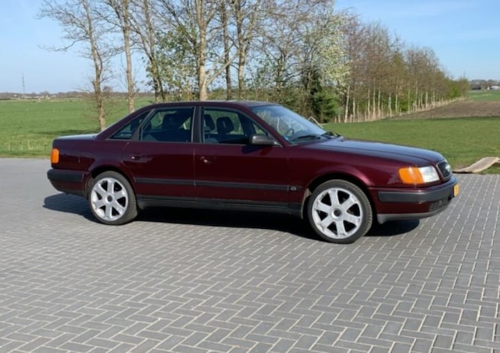 Audi 100 2.3 E (1992)