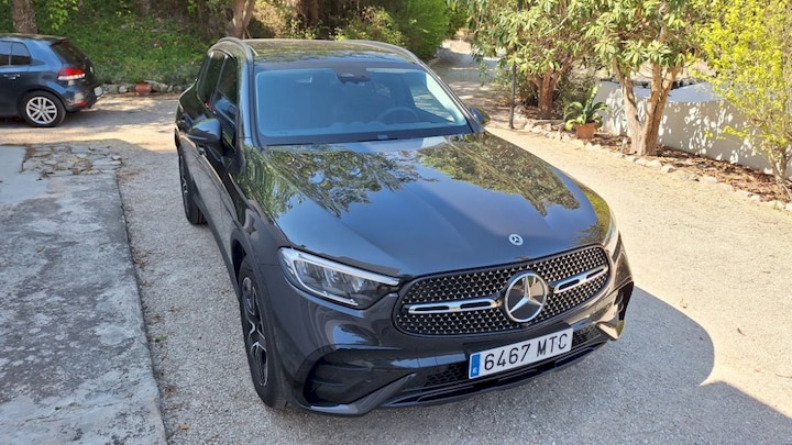 Mercedes-Benz GLC 220 d 4MATIC AMG Line (2023)