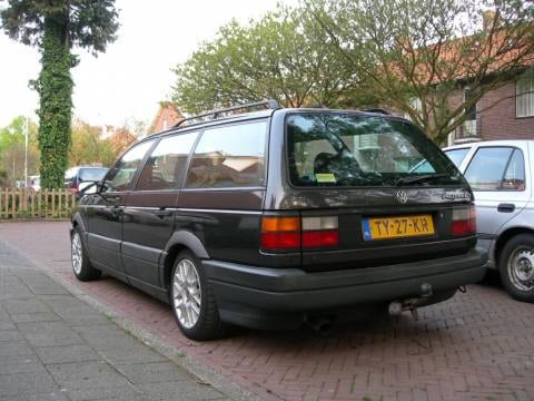 Volkswagen Passat Variant 1.8 107pk GT (1989)
