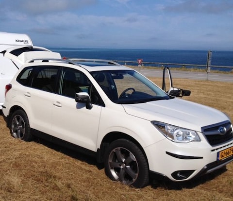 Subaru Forester 2.0 Premium (2015)