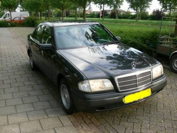 Mercedes-Benz C 200 Diesel (1993)
