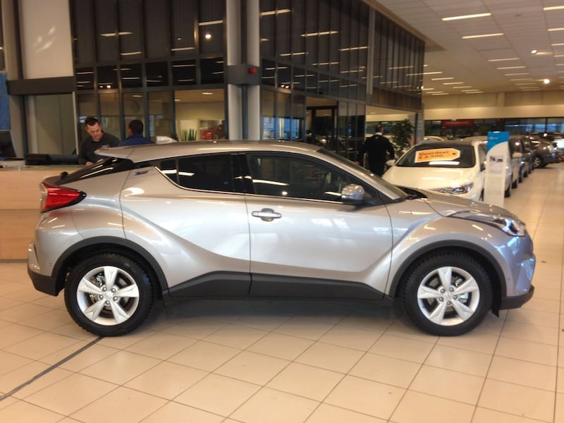 Toyota C-HR 1.8 Hybrid Executive (2017)
