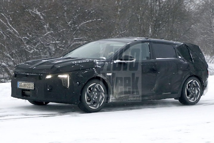 Kia K4 Kia Ceed Spyshots